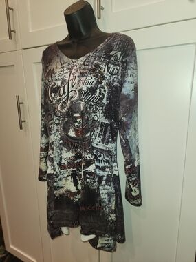 🍉Temptations Lace-Back Tunic in Black and Gray